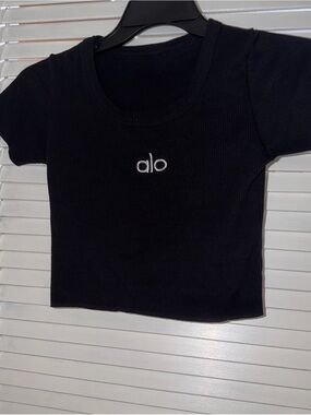 ALO Yoga Cropped Women's Black Ribbed Cotton Logo Short Sleeve Top Small